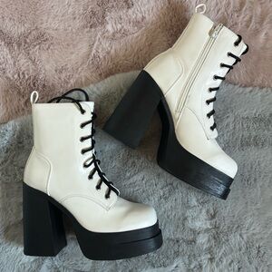 Madden girl drivenn white lace up combat chunky block heel bootie boots